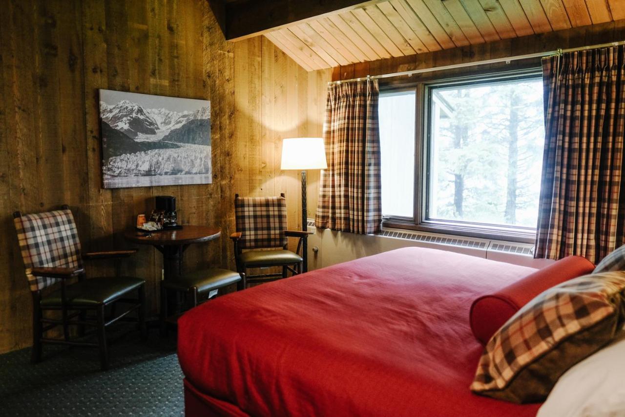 Glacier Bay Lodge กัสตาวัส ภายนอก รูปภาพ